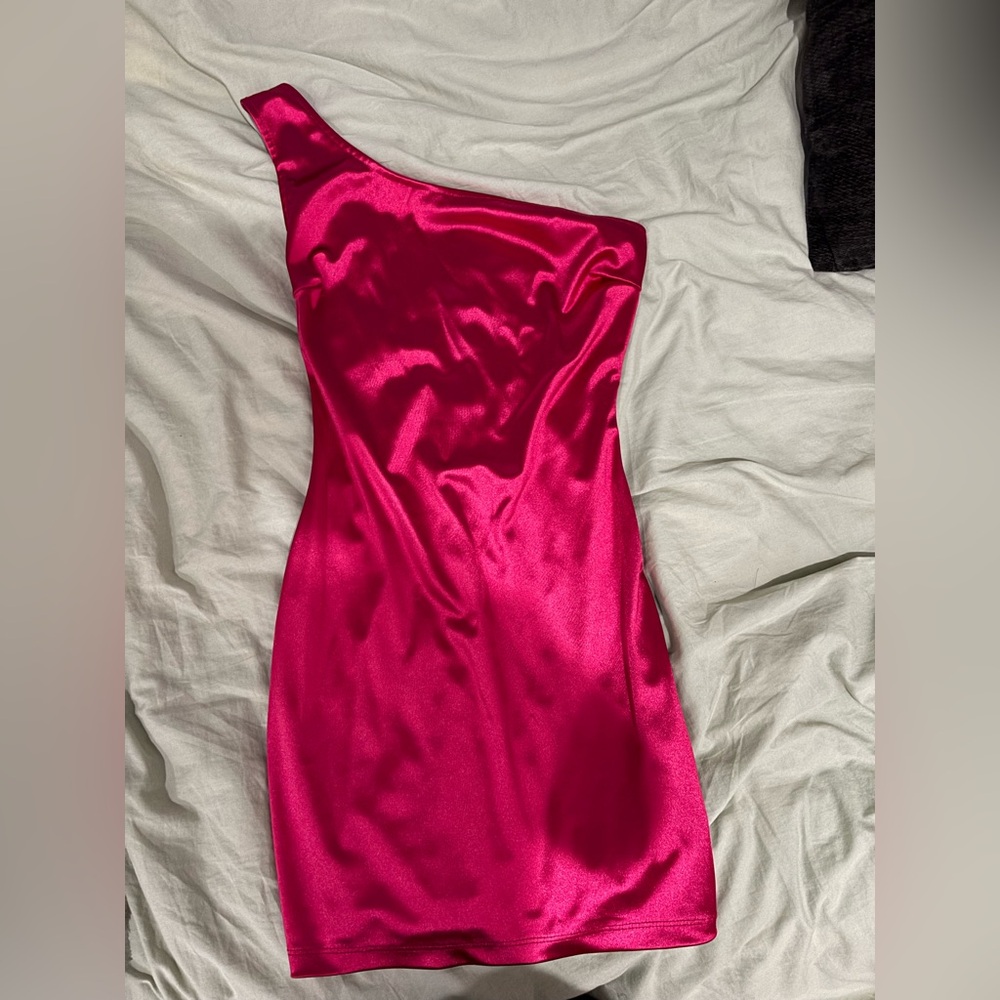 Dark pink dress